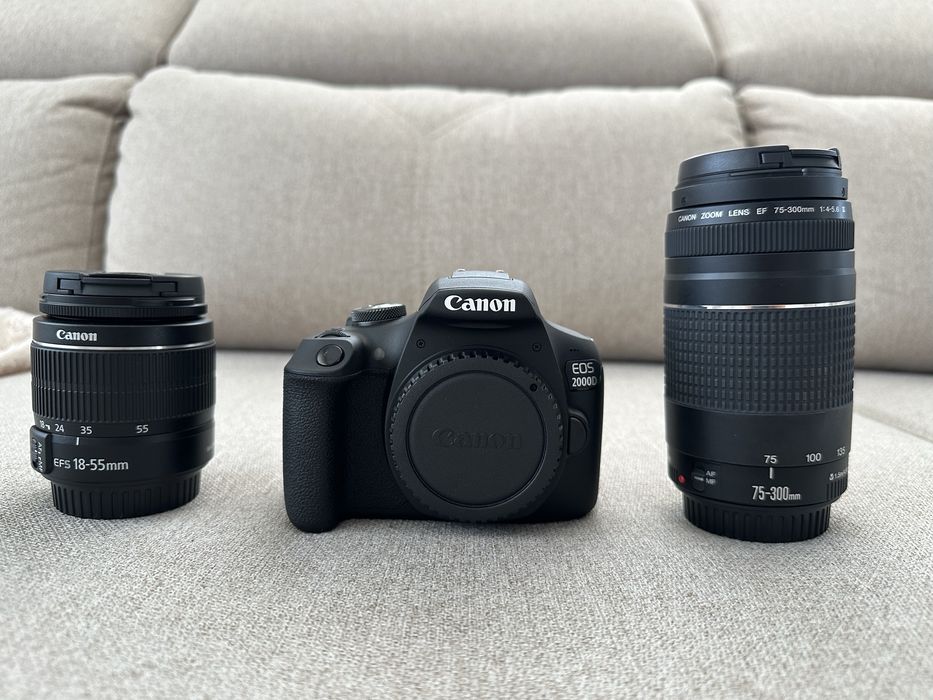 Vendo máquina fotográfica Canon EOS2000D
