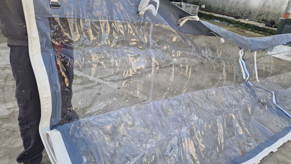 LONAS COM PORTAS E JANELAS