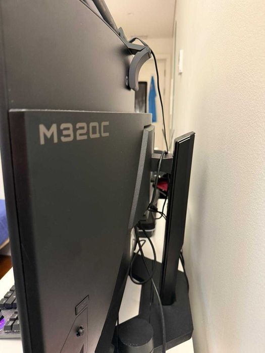 Monitor Gaming 32" Curvo Gigabyte G32QC 165Hz 1440p