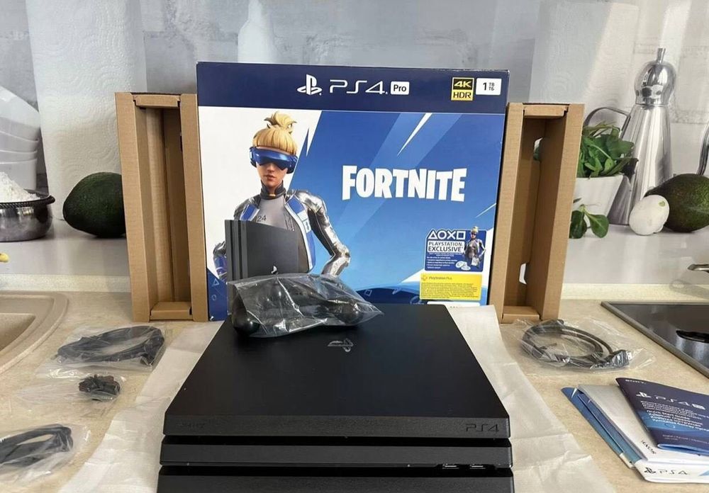 Приставка PS4 Pro 1TB с играми