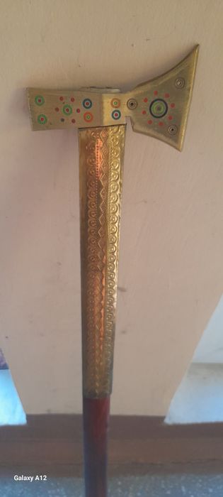 Братка бронзовый топорик