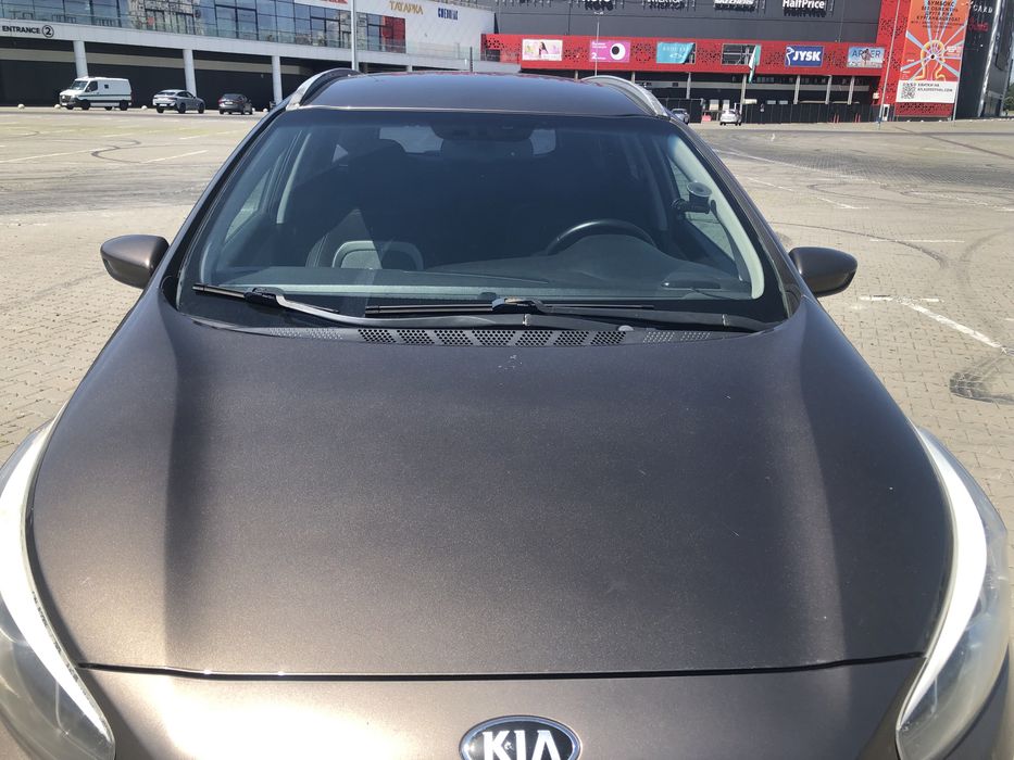 Kia Ceed 2013 рік.
