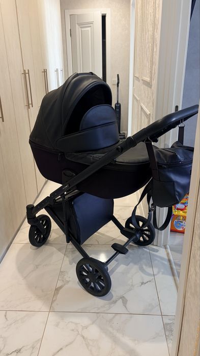 Продам коляска Anex e/type