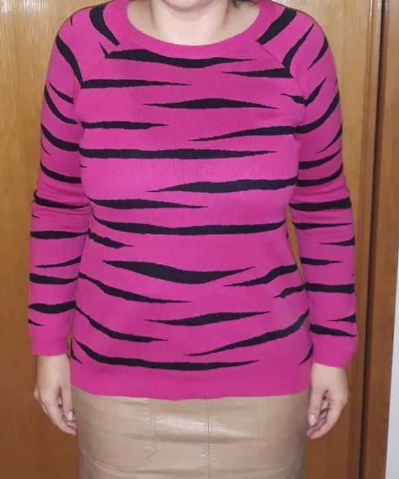 Camisola rosa com preto