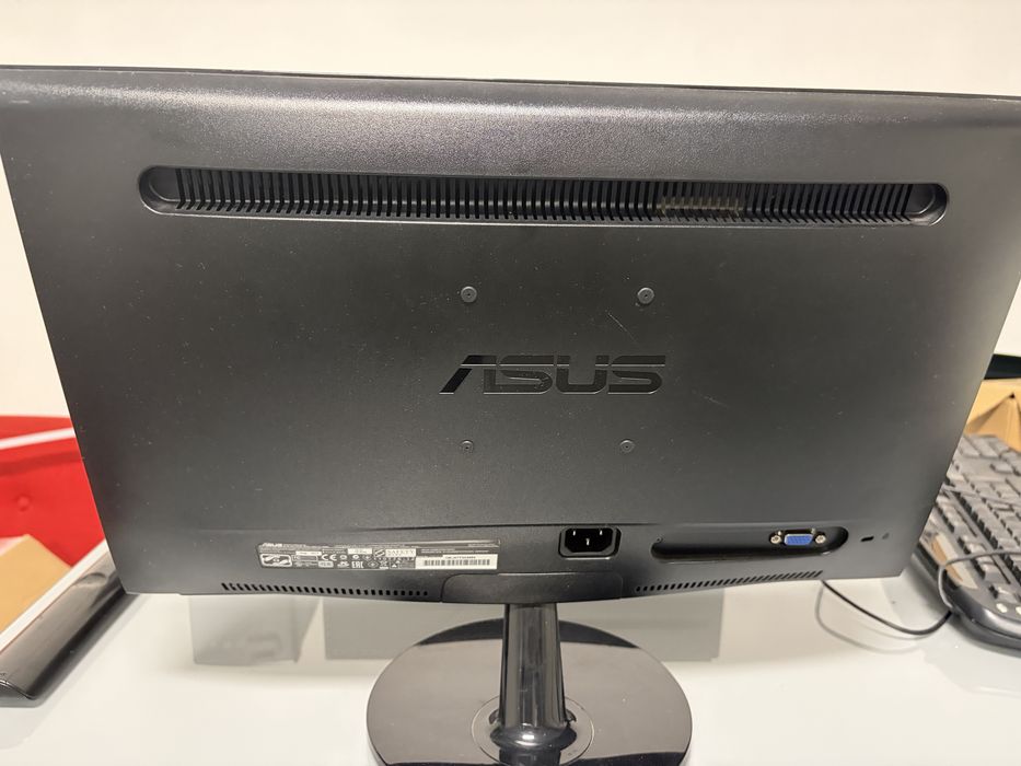 monitor assus muito bom estado