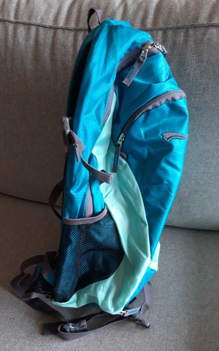 Mochila de trekking, caminhada, montanhismo - Artigo NOVO.