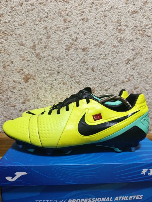 CTR360 size26cm  ハイブリッド nike ctr 360 - купити чоловіче взуття - Ціна на OLX.ua