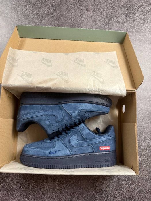 Nike Air Force 1 Low x Supreme