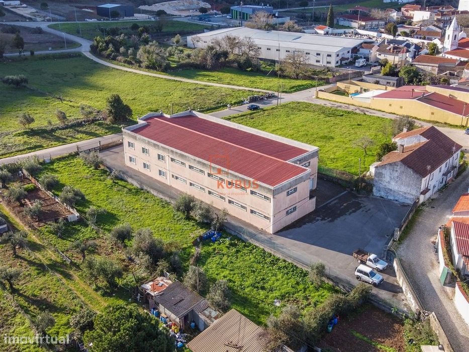 Armazém  Venda em Minde,Alcanena