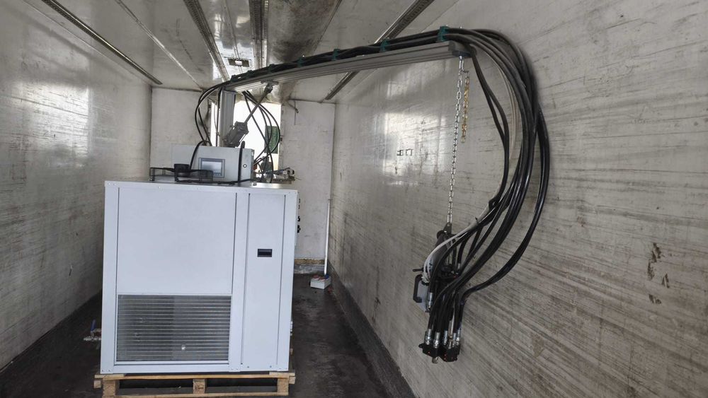 Maszyna do przetwarzania systemów poliuretanowych