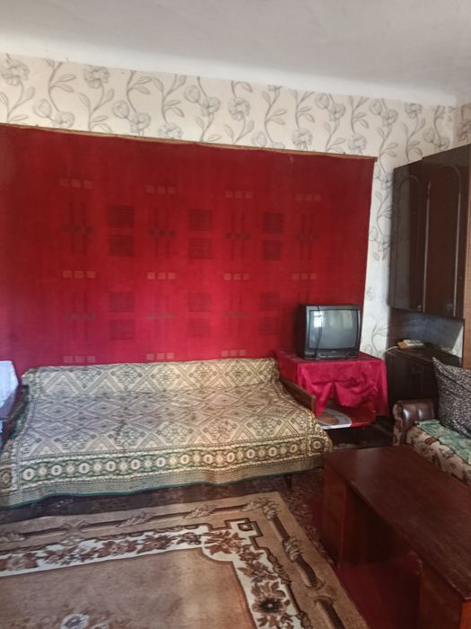 Сдаю 1к/кв 7 Слободская ,АГВ,колонка,палисадник 3000 грн.