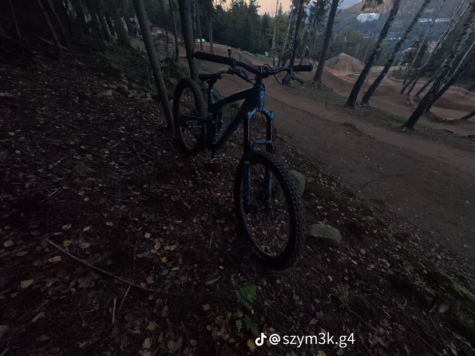 Propain tyee niebieski