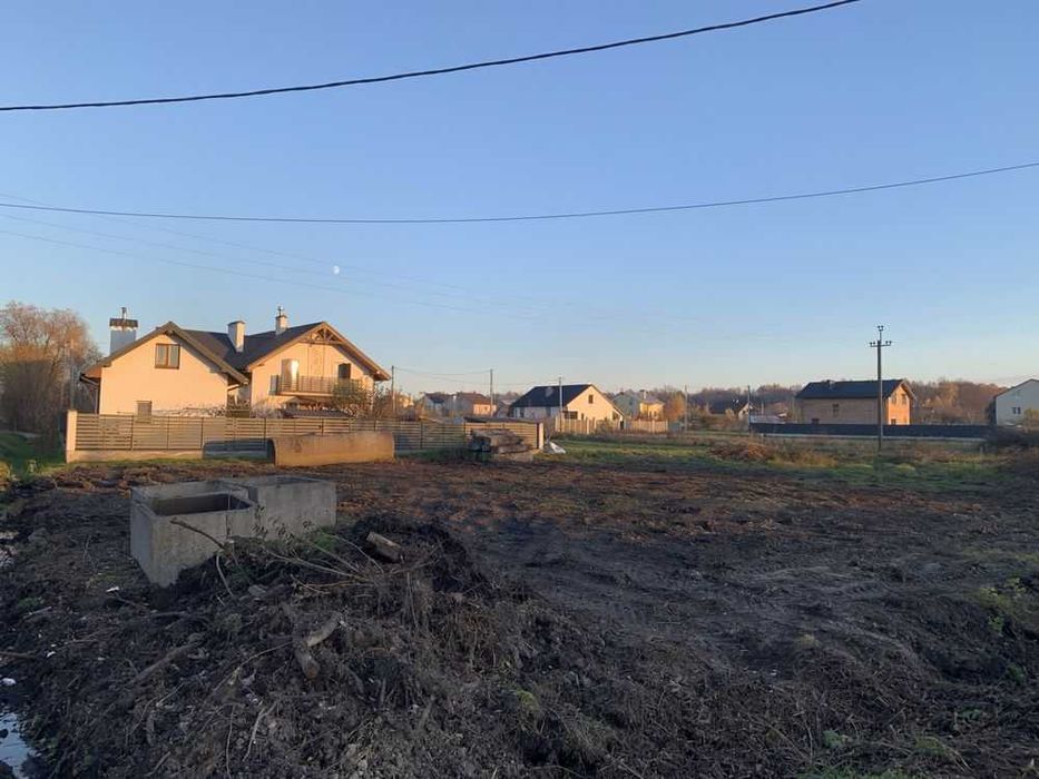 Продаж земельної ділянки в Зимній Воді під забудову 8 соток
