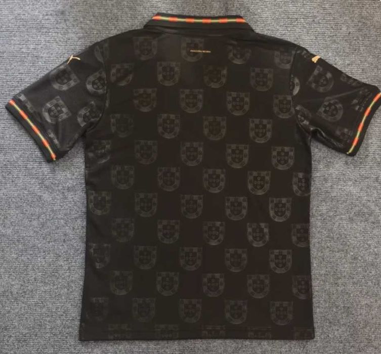 Camisola Portugal preta Eusébio