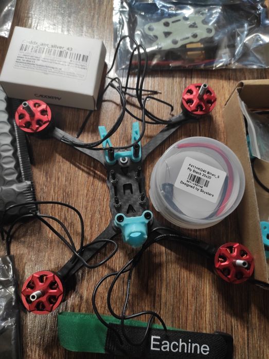 Квадрокоптер FPV 4"