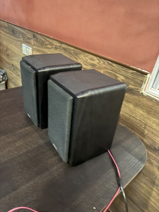 Bluetooth динаміки EDIFIER R1010BT