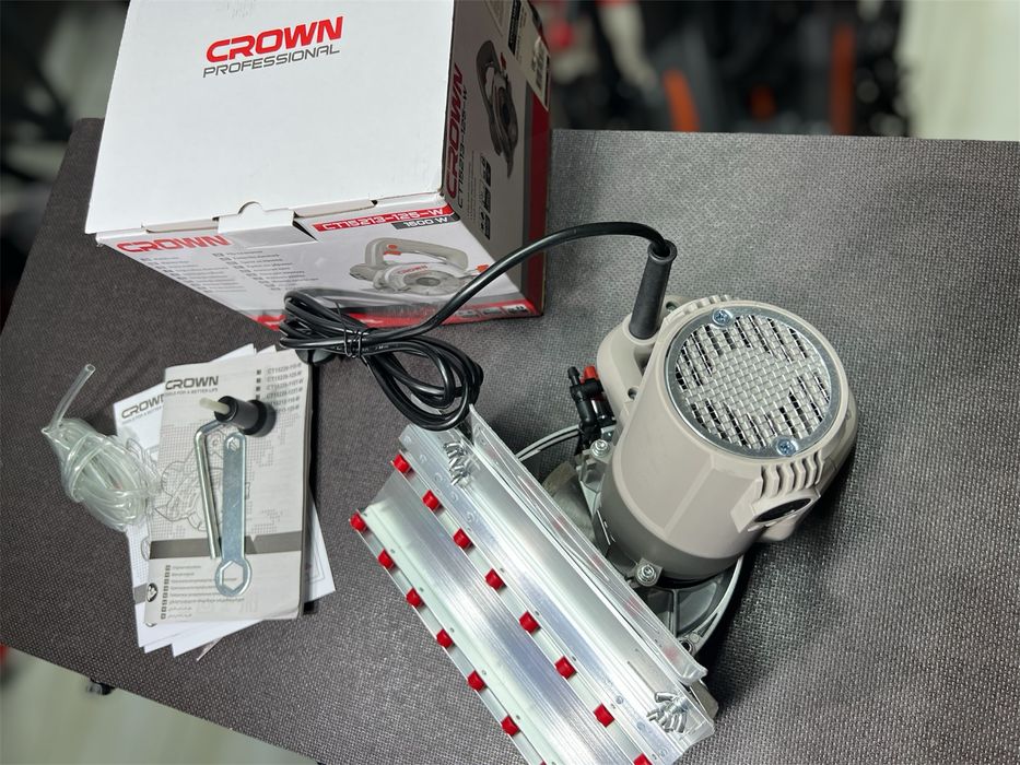 Плиткорез Плиткоріз CROWN CT15213-125-W Подача воды Заусовщик 45°