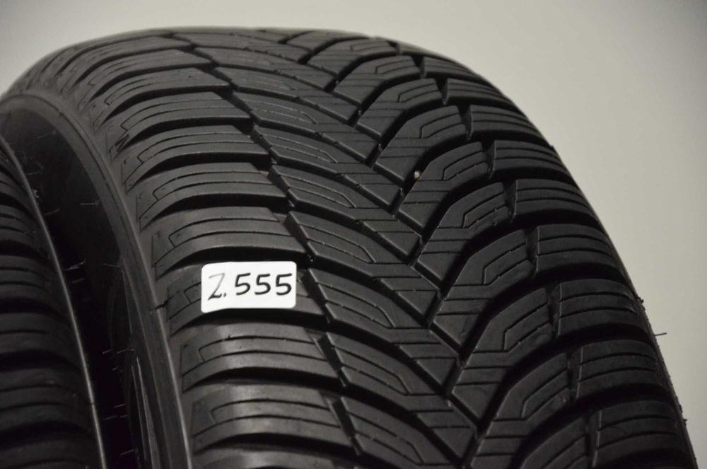 ROK 2023, 195/60 R15 Ceat 4SeasonDrive + Komplet nr z555