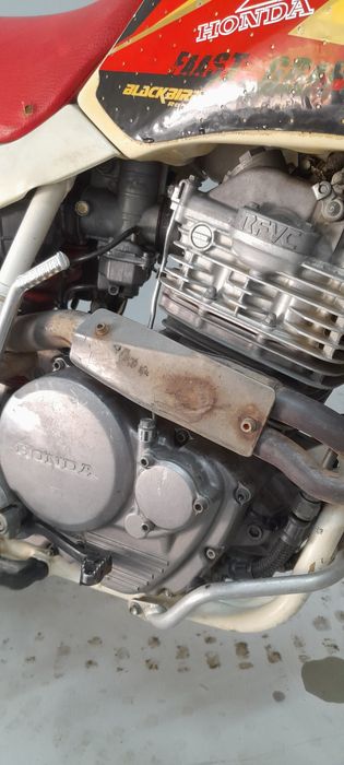 Honda xr600r 2000р