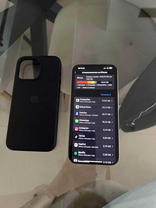 Iphone 15 Pro Max mais capa apple preta