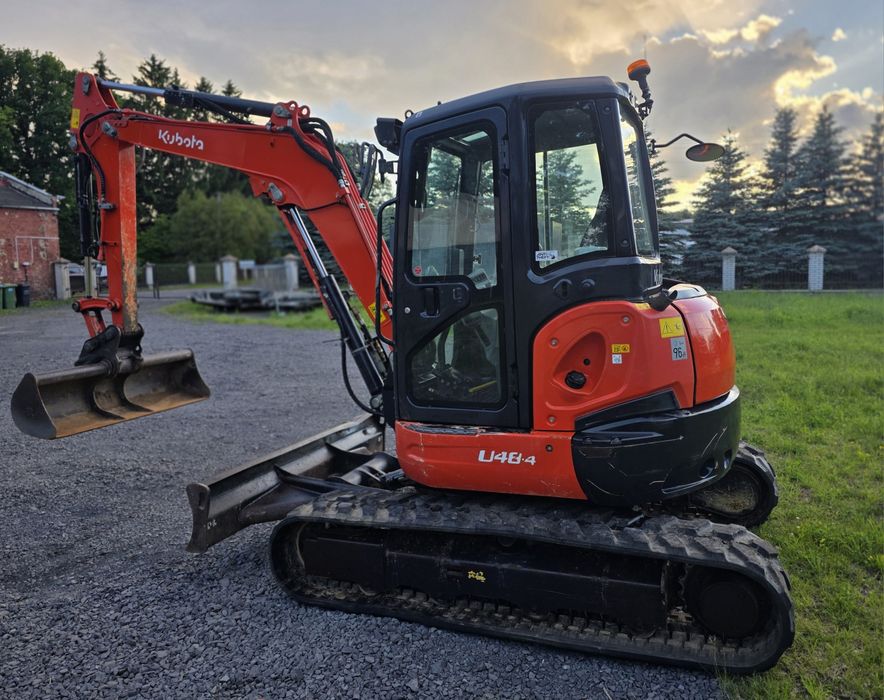 Minikoparka Kubota U 48-4 rok 2019 waga 5 t stan bardzo dobry 3 łyżki bardzo mały przebieg koparka