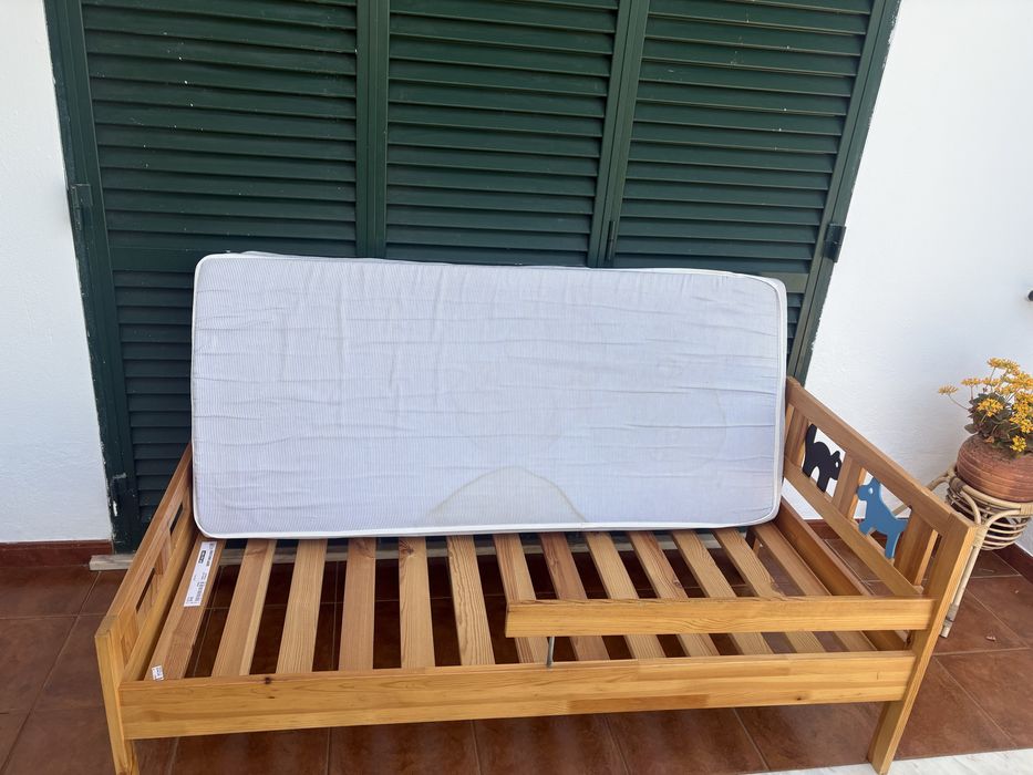 Cama criança C/Colchao