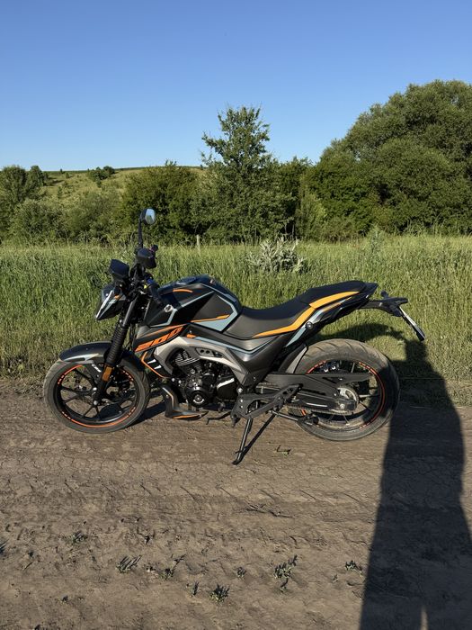 Мотоцикл Musstang st 200