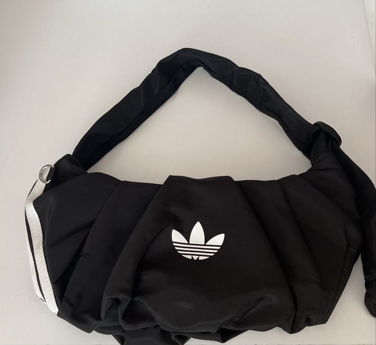 Нова сумка через плече adidas