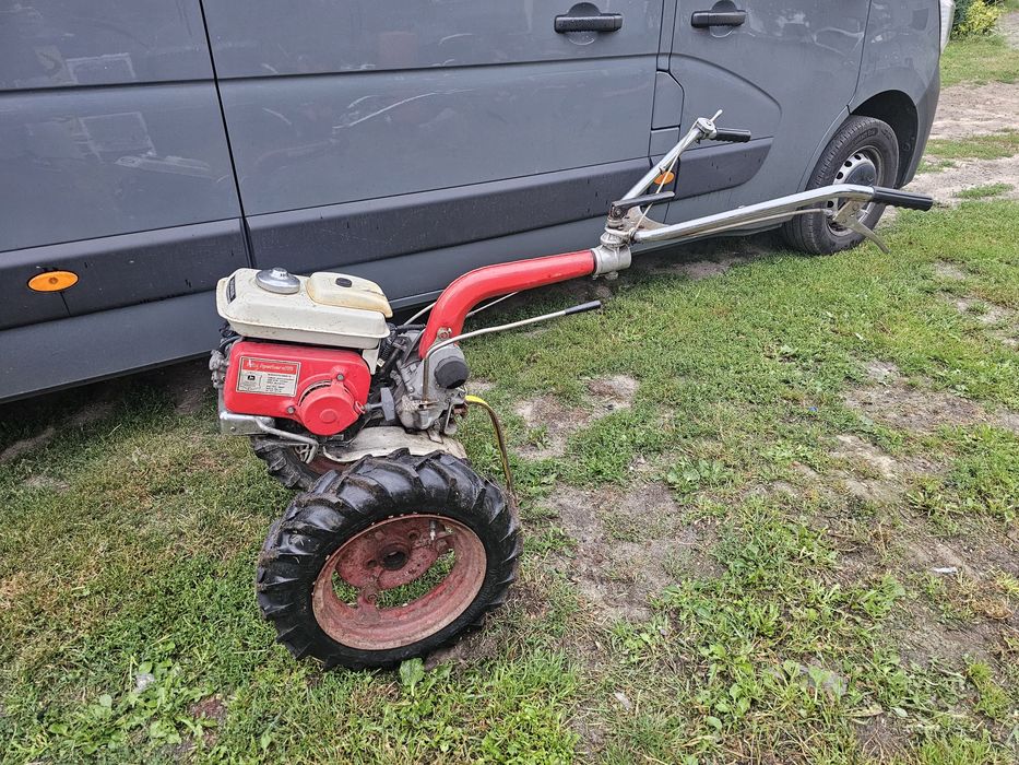 Ciągnik jednoosiowy/dzik Honda F28 silnik Honda G28 2.8km do przeglądu
