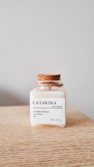 Vela aromática Catarina| lavanda & sândalo