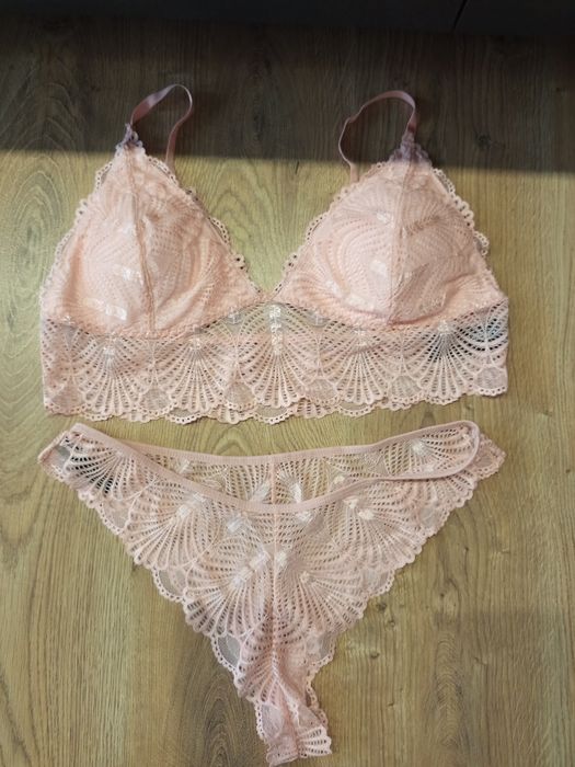 Piękny zestaw bielizny rozmiar Xl/2XL