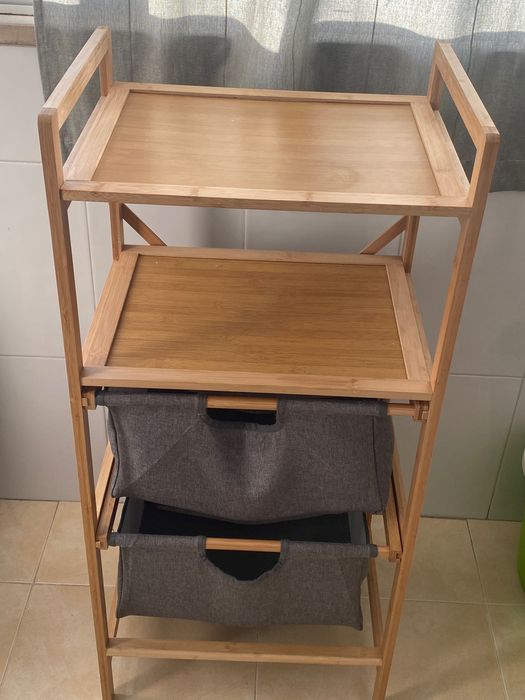 Estante de bambu