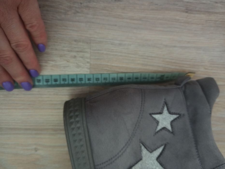 Sneakersy na koturnie