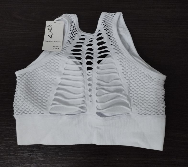 Топ женский спортивный