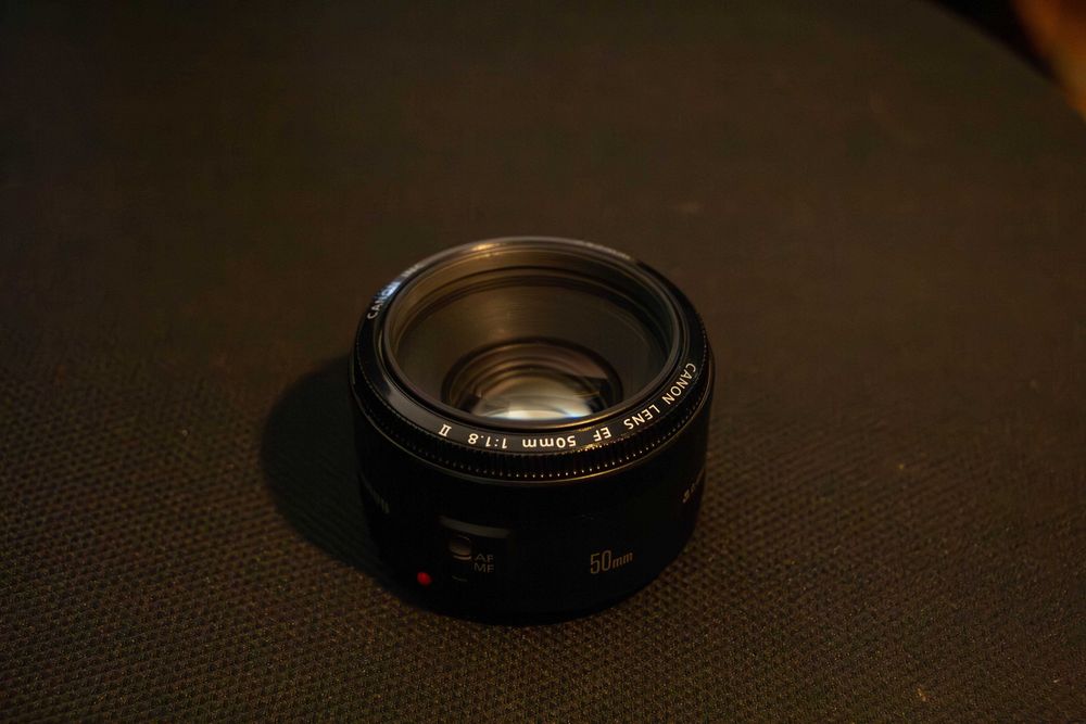 Canon EF 50mm F1.8 II [Como novo]