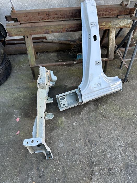 Citroen c5 aircross podłużnica slupek