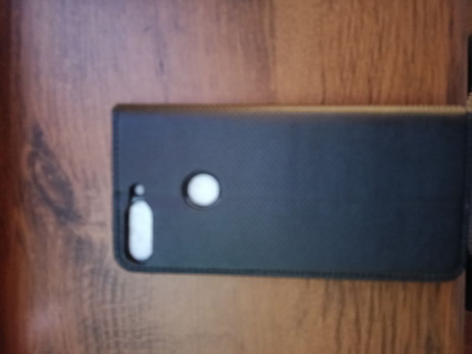 Etui z klapką na telefon HTC 12