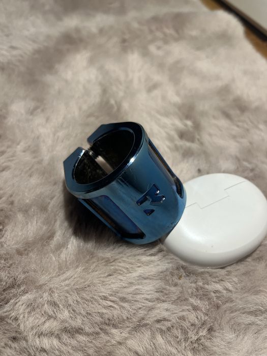 Zacisk root indastrikt