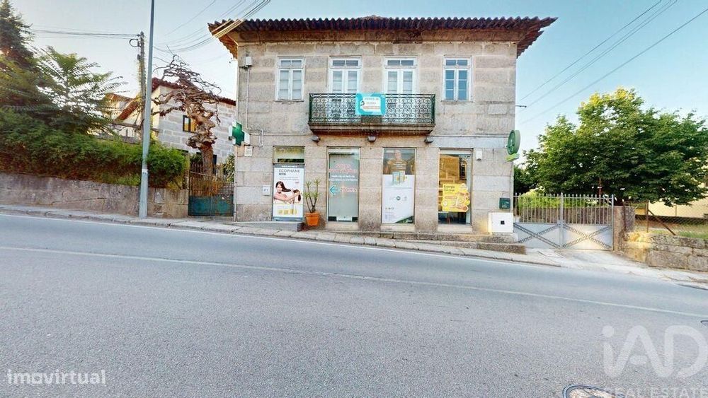 Prédio em Vila Meã de 363 m2