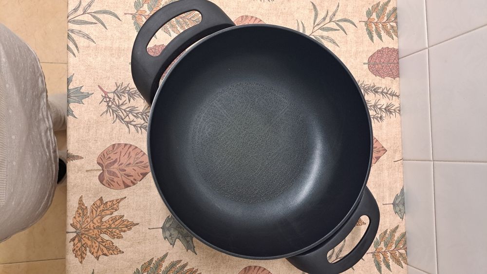 Electric Wok Pan with 33 cm Diameter64737894040579121