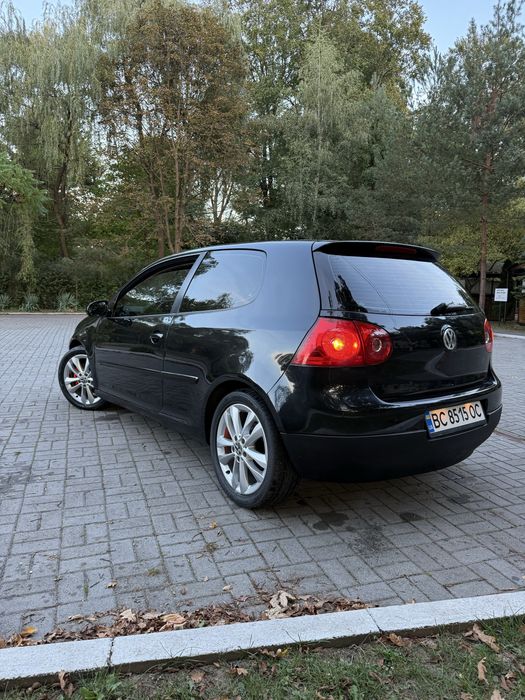 Golf 5 2005 рік 1.4 FSI гольф 5