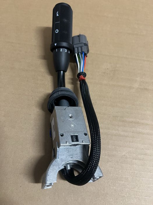 Przełącznik JAZDY PRZÓD/TYŁ Oryginał Nowy 3CX 4CX JCB 701/80298