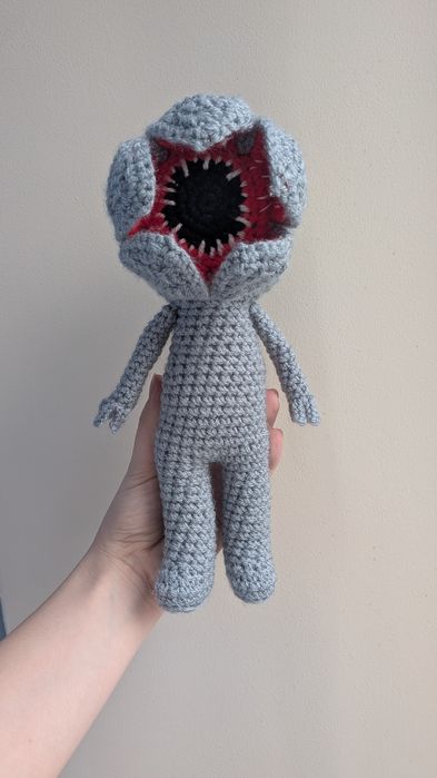 Szydełkowy demogorgon