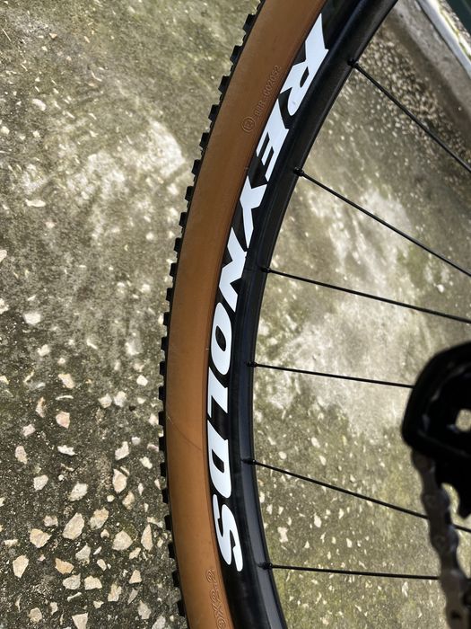 Canyon lux / 2023 / Qdr. M/ como nova