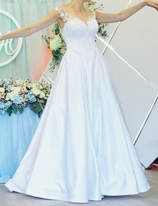 Продам свадебное платье