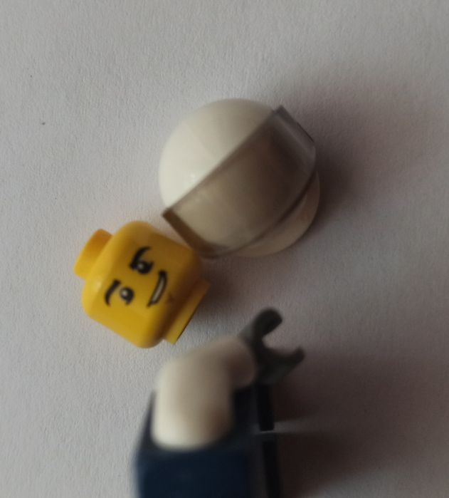 Lego minifigurka  kierowca cty1110