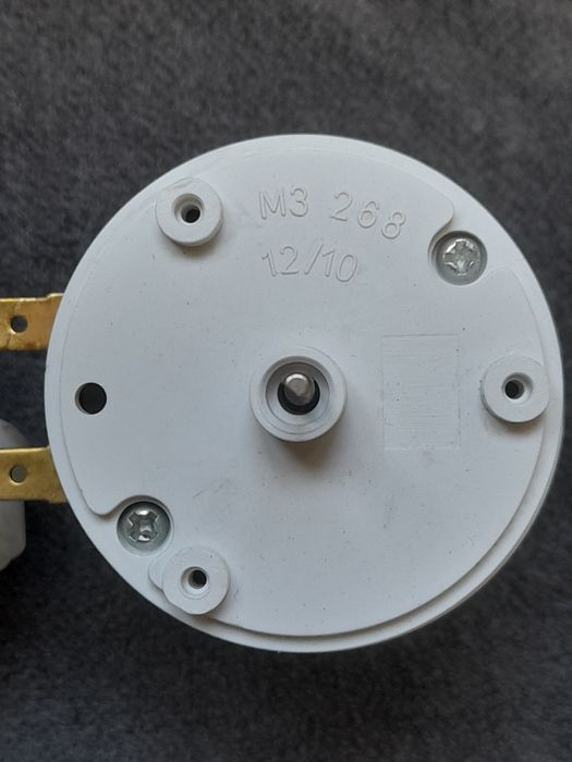 Моторчик бачка омывателя  ВАЗ  2101 - 07  стар образца