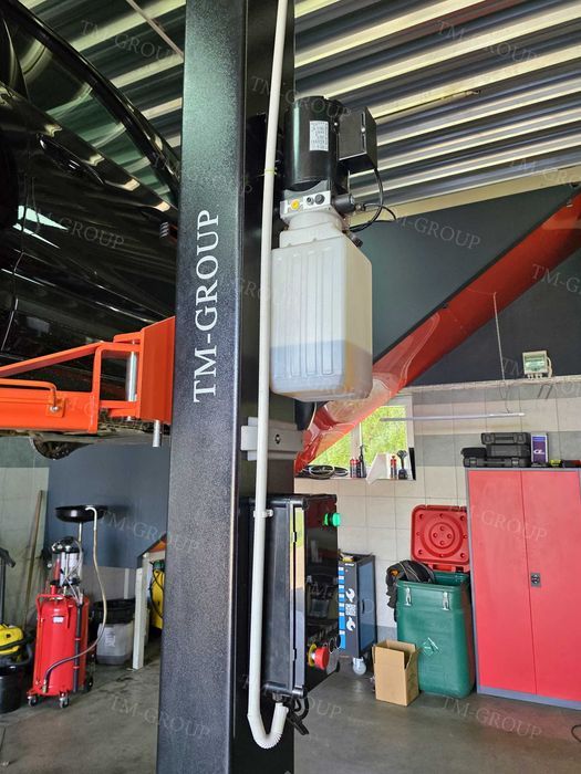 Podnośnik Dwukolumnowy Samochodowy Łączony Górą 4T Automat 3,75M