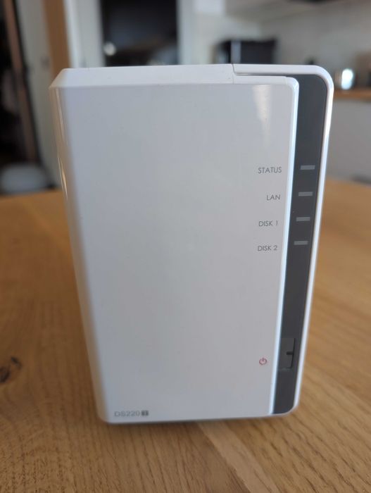 Domowy serwer NAS Synology DS220J