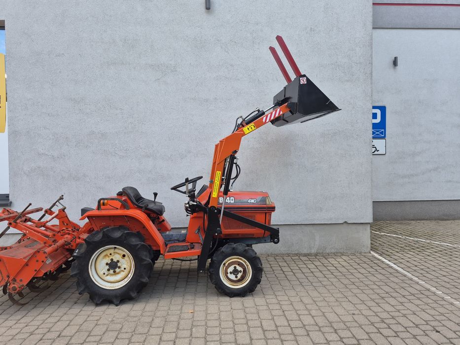 Traktorek kosiarka kubota  ładowacz yanmar  glebogryzarka iseki